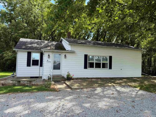11256 N 450 E, Syracuse, IN, 46567-7810 | Card Image