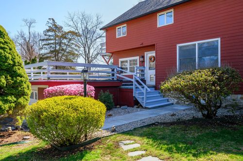 7 Mcneil Rd, Bethel, CT, 06801-1129 | Card Image