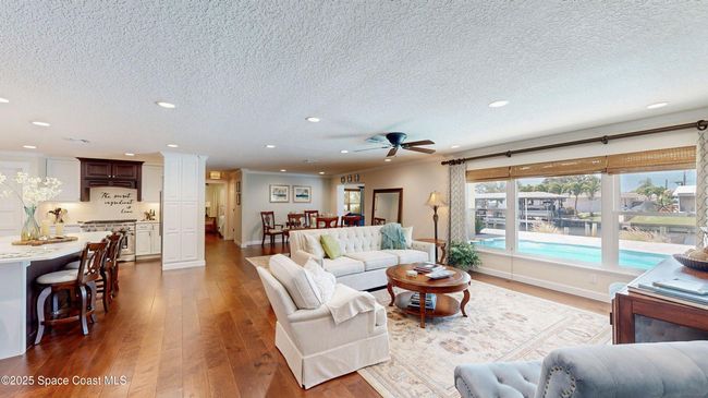 211 Jamaica Dr, House other with 3 bedrooms, 3 bathrooms and null parking in Cocoa Beach FL | Image 8