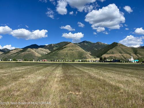 28 Diamond St, Afton, WY, 83110 | Card Image