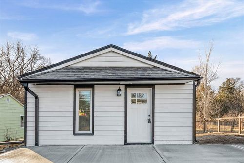 1128 Quincy St, Leavenworth, KS, 66048-2938 | Card Image