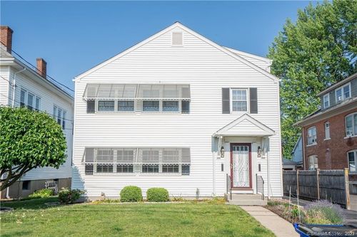 82 Lancaster Rd, West Hartford, CT, 06119-1524 | Card Image