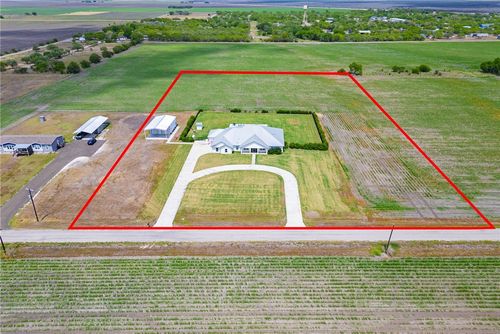14646 County Road 756, Sinton, TX, 78387-4304 | Card Image