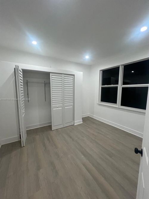 1-2970 Sw 13th St, Miami, FL, 33145-1126 | Card Image