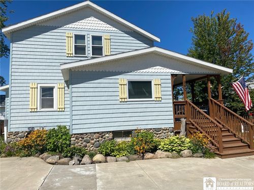 960 Douglas Pl, Irving, NY, 14081-9648 | Card Image