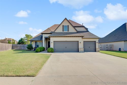 6762 E 125th Street S, Bixby, OK, 74008 | Card Image