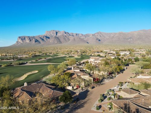 8057 E Greythorn Dr, Gold Canyon, AZ, 85118-1752 | Card Image