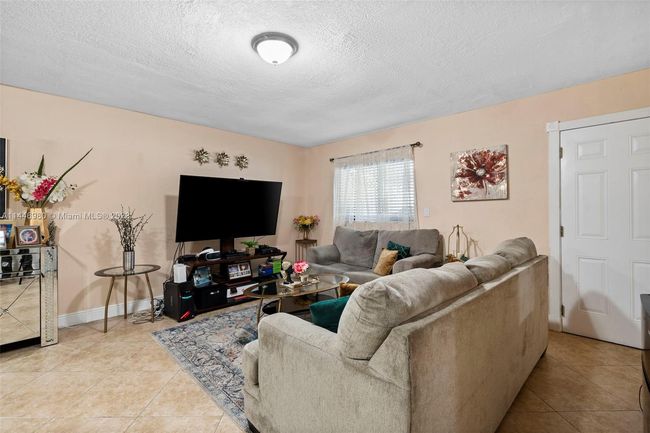 0 - 21307 Nw 40th Circle Ct, Townhouse with 3 bedrooms, 1 bathrooms and null parking in Miami Gardens FL | Image 7