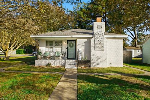 1500 Laurel Ave, Chesapeake, VA, 23325-3924 | Card Image