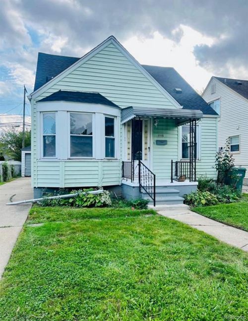 1115 Mill St, Lincoln Park, MI, 48146-2441 | Card Image