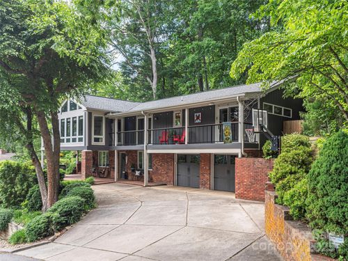 95 Harmon Ave, Lake Junaluska, NC, 28745-9783 | Card Image