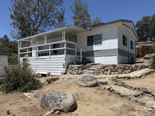 5 Patricia Ln, Wofford Heights, CA, 93285-9580 | Card Image