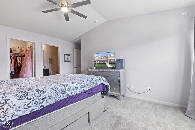 UNIT-400 - 12035 Zircon Ln, Condo with 2 bedrooms, 3 bathrooms and null parking in Fishers IN | Image 25