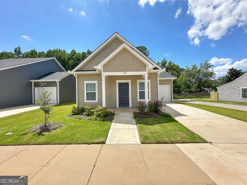 113 Lenox Cir, Lagrange, GA, 30241-1592 | Card Image