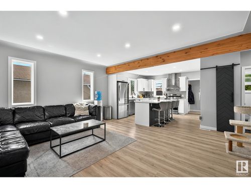 12714 126 St Nw, Edmonton, AB, T5L0X8 | Card Image