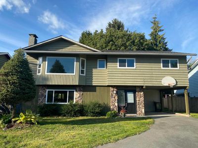 2151 Dorset Ave, House other with 3 bedrooms, 2 bathrooms and 4 parking in Port Coquitlam BC | Image 1