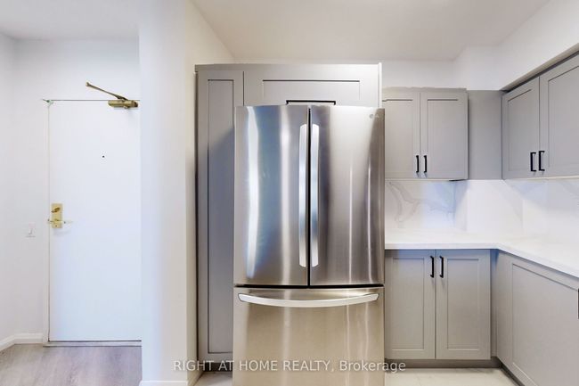 PH-201 - 1 Emerald Lane, Condo with 2 bedrooms, 2 bathrooms and null parking in Thornhill ON | Image 12