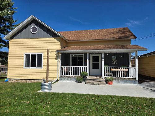 207 W 15th Street, Neillsville, WI, 54456 | Card Image