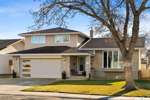 31 Rink Avenue, Regina, SK, S4R6L7 | Card Image