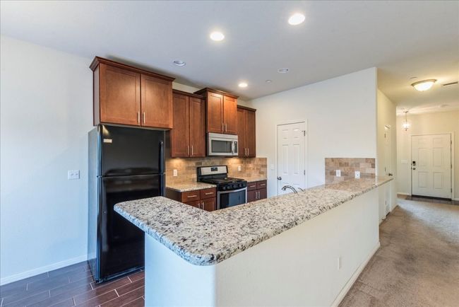 APT-402 - 1701 S Bell Blvd, Condo with 3 bedrooms, 3 bathrooms and 2 parking in Cedar Park TX | Image 8