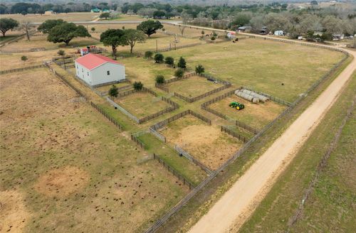 66 County Road 77d, Schulenburg, TX, 78956-2290 | Card Image