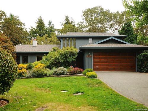 1509 Lynnfield Pl, Victoria, BC, V8N5Y9 | Card Image