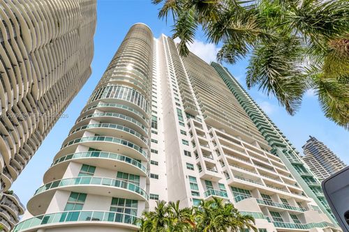 4208-1800 N Bayshore Dr, Miami, FL, 33132-3235 | Card Image