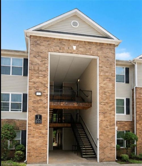 7202 Par Four Way, Lithonia, GA, 30038-1850 | Card Image