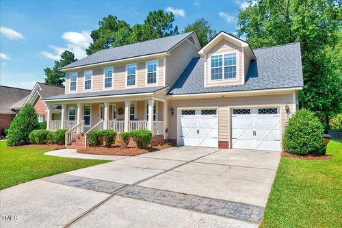 366 Orchard Falls Dr, Spring Lake, NC, 28390-7073 | Card Image