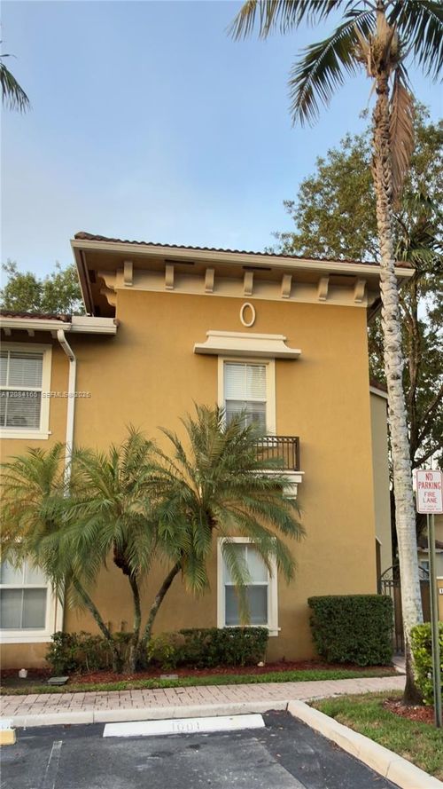 1001-2851 W Prospect Road, Tamarac, FL, 33309 | Card Image