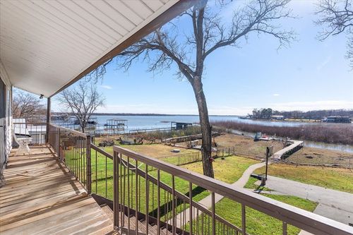 6837 Briar Rd, Azle, TX, 76020-7029 | Card Image