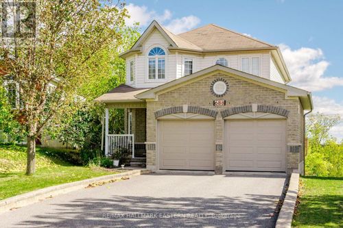 688 Trailview Dr, Peterborough, ON, K9J8P1 | Card Image