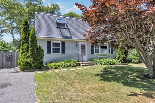 213 Buckwood Dr, Hyannis, MA, 02601-2117 | Card Image