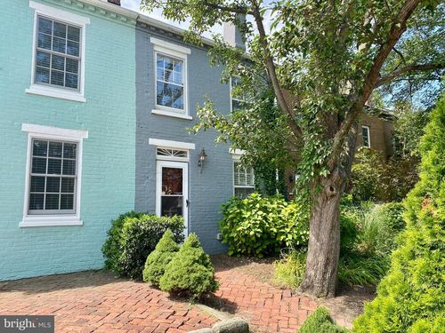 902 Franklin St, ALEXANDRIA, VA, 22314-4072 | Card Image