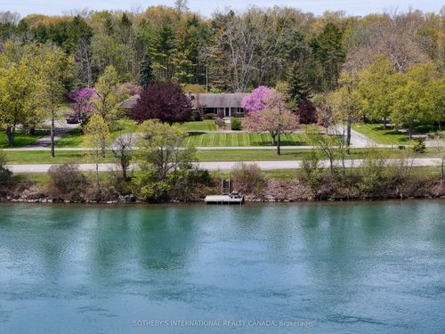 9317 Niagara River Parkway, Niagara Falls, ON, L2G0N8 | Card Image