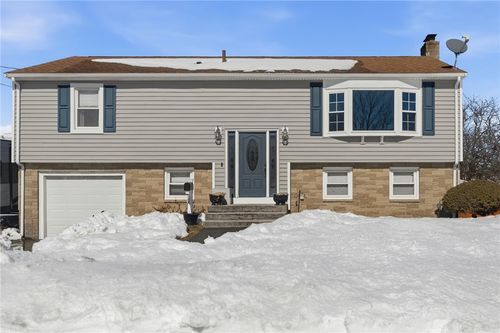 34 Commack Rd, East Providence, RI, 02914-1966 | Card Image