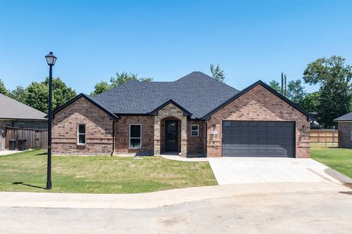 717 Cobblestone Cir, Mabank, TX, 75147-1310 | Card Image