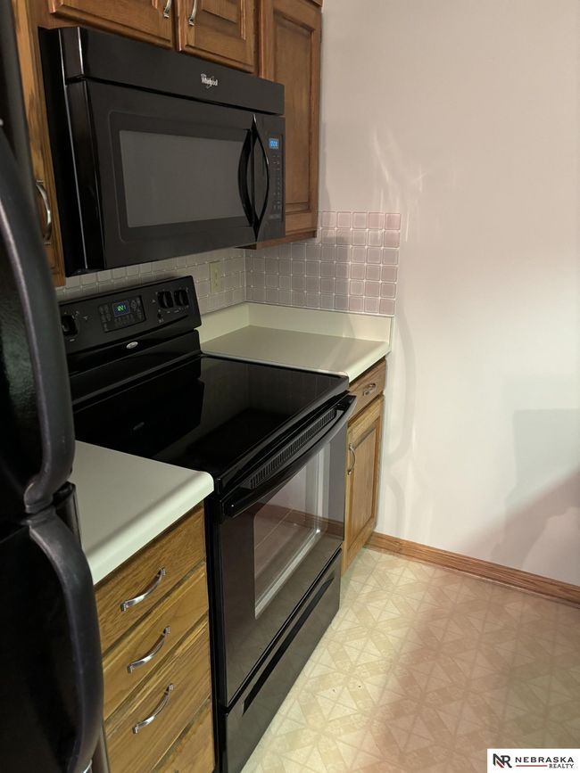 UNIT-302 - 3001 S 51 St Street Ct, Condo with 2 bedrooms, 1 bathrooms and 1 parking in Lincoln NE | Image 6