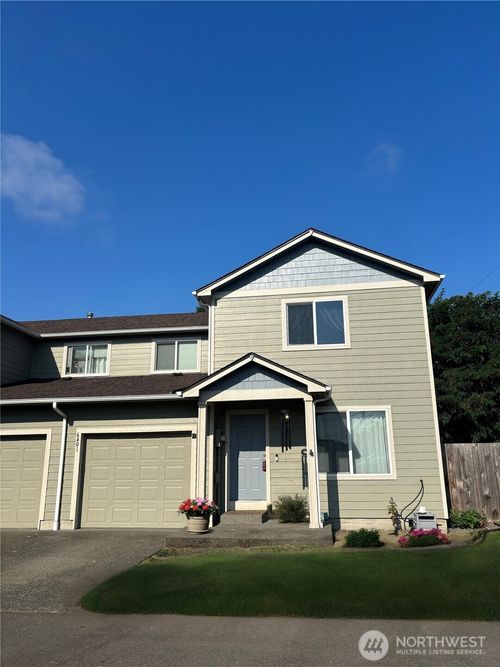 b-6401 Brycen Ln Sw, Tumwater, WA, 98512-7315 | Card Image