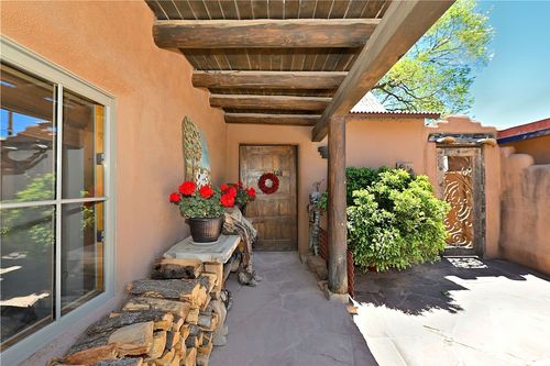 227 Rodriguez St, Santa Fe, NM, 87501-2262 | Card Image