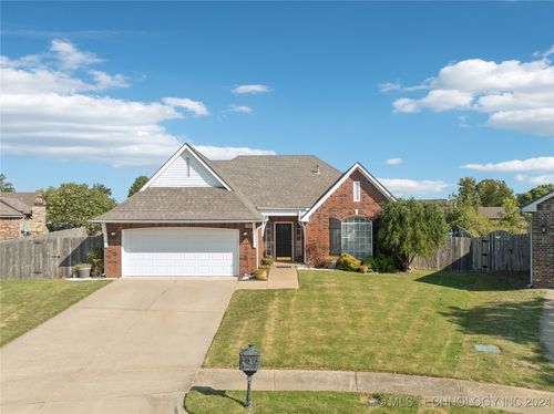 2901 W H. Street, Jenks, OK, 74037 | Card Image