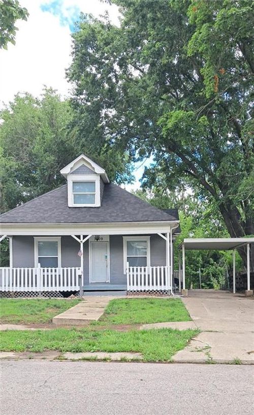 3009 Lafayette St, Saint Joseph, MO, 64507-1726 | Card Image