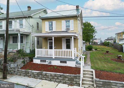 521 2nd St, HARRISBURG, PA, 17113-2605 | Card Image