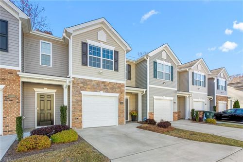 3816 Buckskin Way, Greensboro, NC, 27405-9816 | Card Image