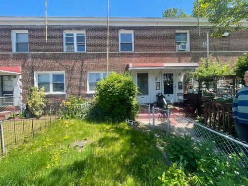 82-Bld 69 Court D Court, Bridgeport, CT, 06610 | Card Image