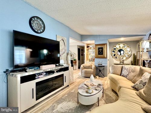 347 Orange Ln, WILLIAMSTOWN, NJ, 08094-9767 | Card Image