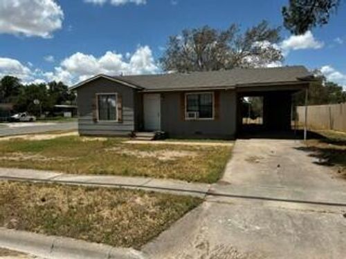 901 N Ohio Ave, Big Lake, TX, 76932-3407 | Card Image