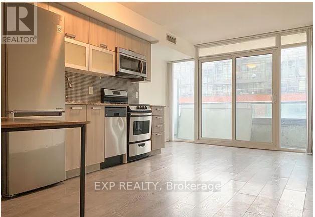 Residential in Toronto (Little Portugal) 3