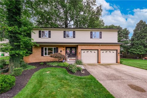 2152 Arndale Rd, Stow, OH, 44224-1872 | Card Image