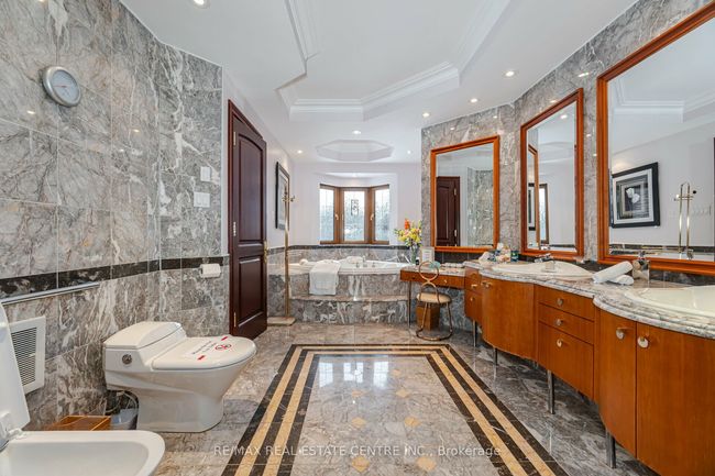 2 Edgeforest Dr, House other with 4 bedrooms, 5 bathrooms and 10 parking in Brampton ON | Image 36